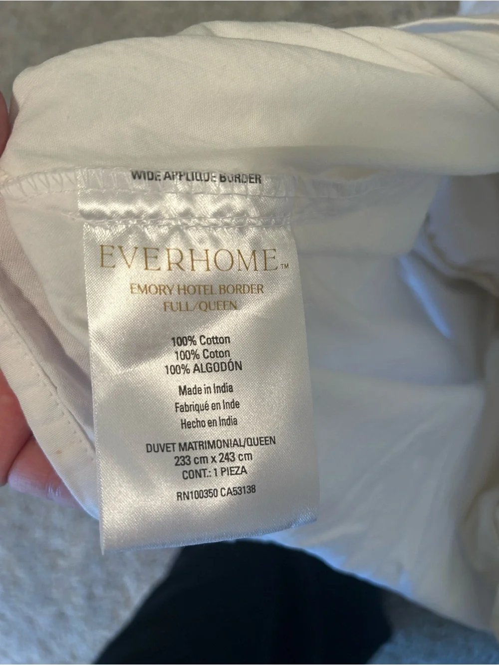 Everhome Emory Hotel Border Duvet Bedding Set | full/queen | grey and white